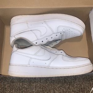 air force 1s size 6.5 youth.